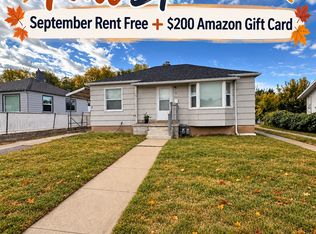 218 S Lakeview Dr, Clearfield, UT 84015