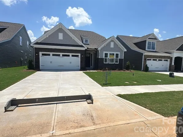 3025 Bent Willow Dr, Indian Trail, NC 28079