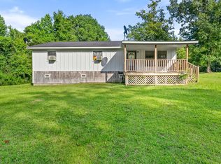 26 Regan Rd, Sumrall, MS 39482