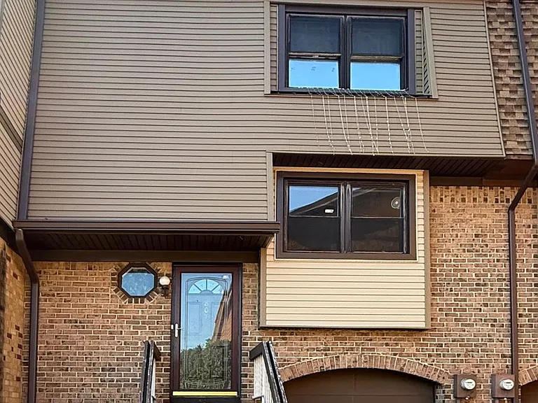 807 Merrywood Dr — Photo 1