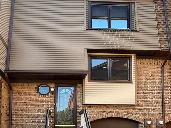 807 Merrywood Dr, Edison, NJ 08817