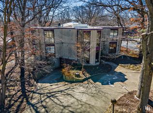 4531 Tall Oaks Ln, Rolling Meadows, IL 60008