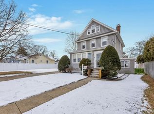 218 Woodlawn Road, West Hempstead, NY 11552