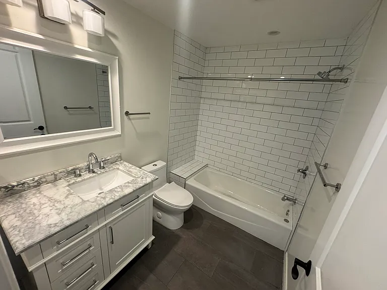 17333 Emelita St — Photo 7