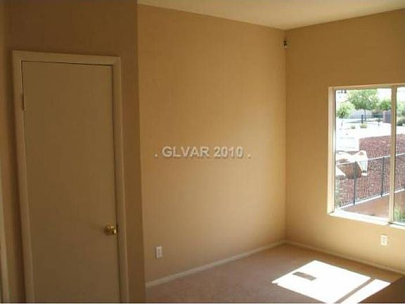 3rd image of 251 S Green Valley Pkwy Unit 521