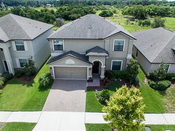 3rd image of 10201 Celtic Ash Dr