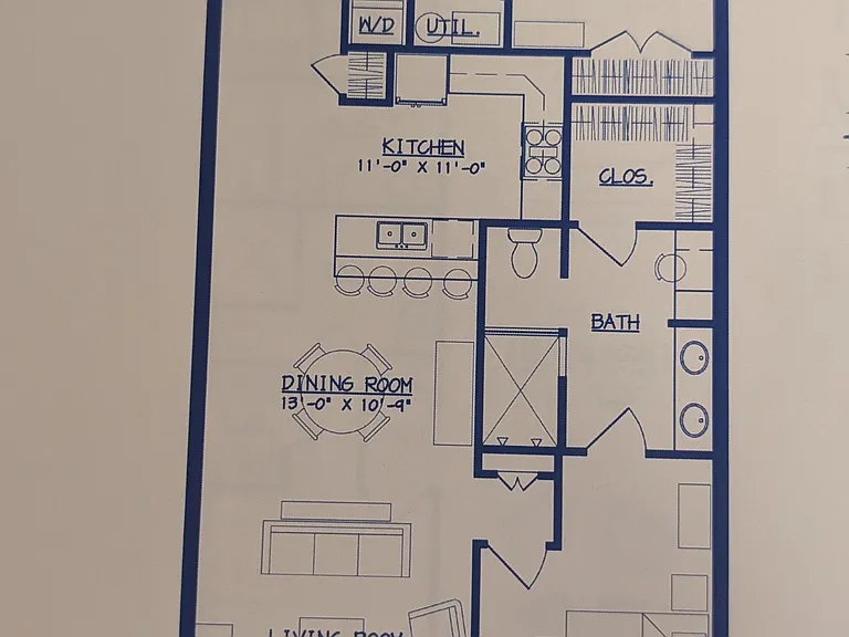 Floor plan- entrance at the top of picture
