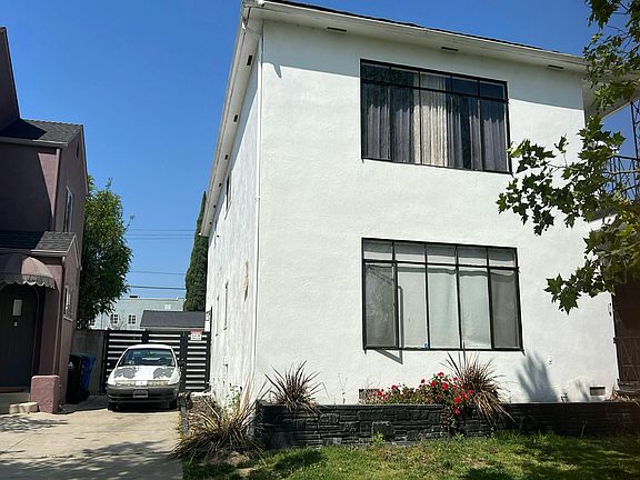 3rd image of 1247-1249 S Sycamore Ave