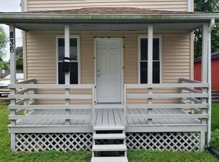 836 16th Ave, Moline, IL 61265