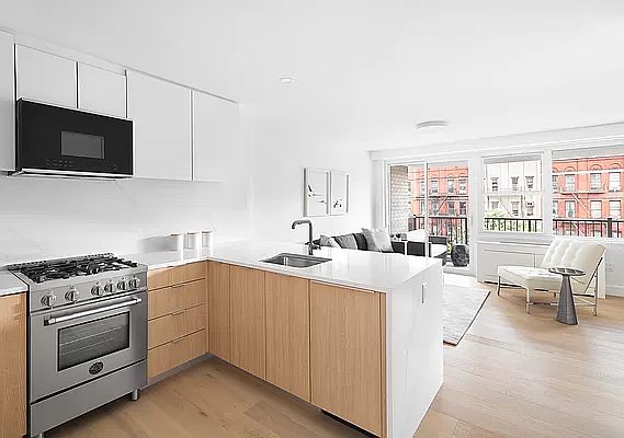 1st image of 175 W 95th St APT 5D