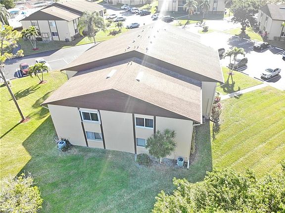 Home For Sale In Pine Ridge III