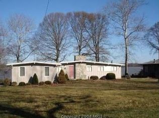 39 River Rd, Chesapeake City, MD 21915