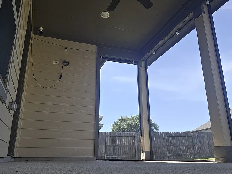 Fully screened outdoor patio