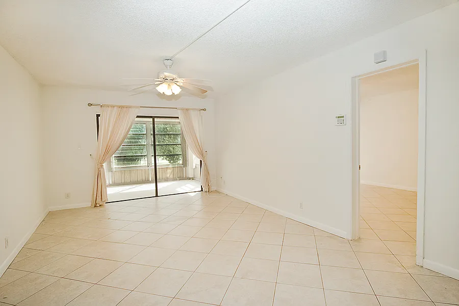 52 Sheridan St NE photo 1