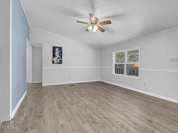 5th image of 481 Mount Hebron Road