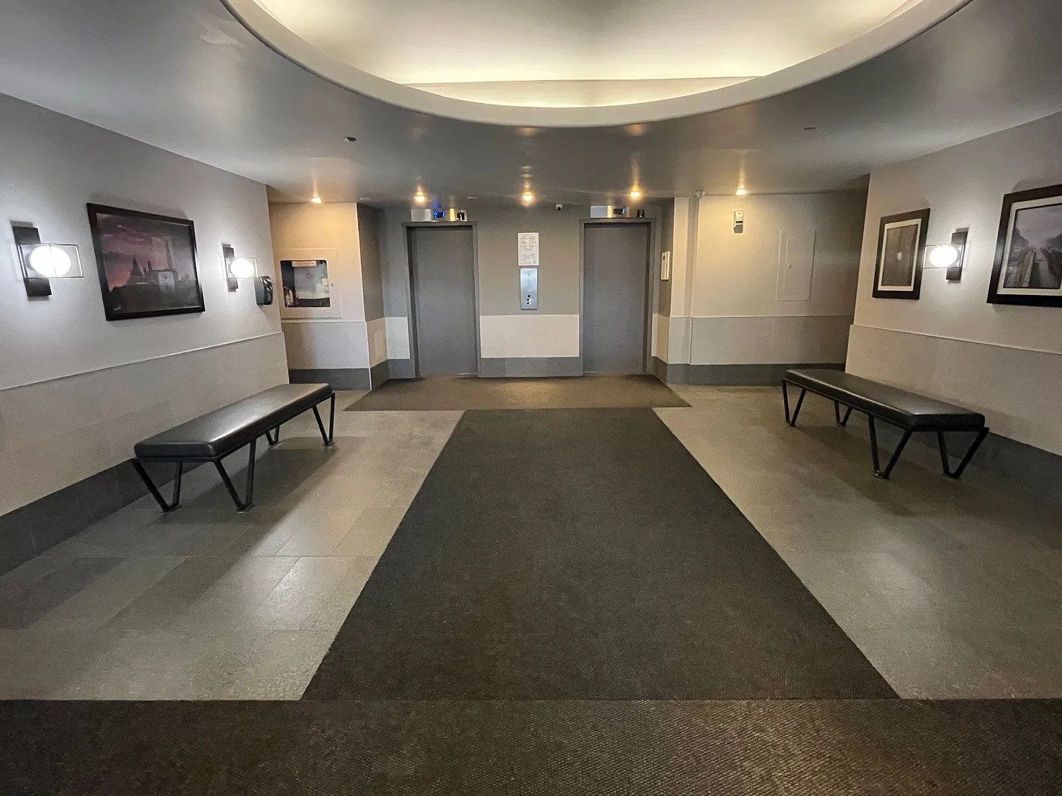 Suites of Somerset — Photo 2