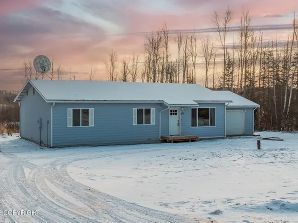 1331 S Paddy Pl, Wasilla, AK 99623