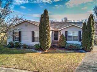 1219 Evergreen Way, Simpsonville, KY 40067