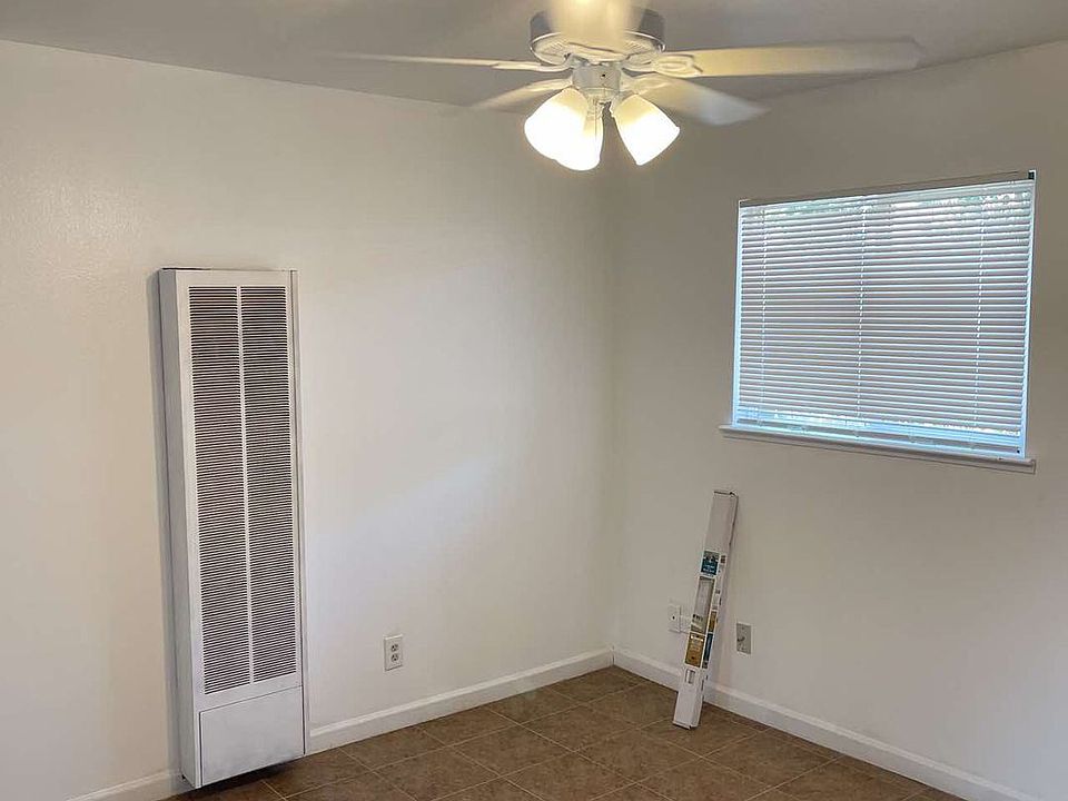 1st image of 2141 S Lee Ave #10377925