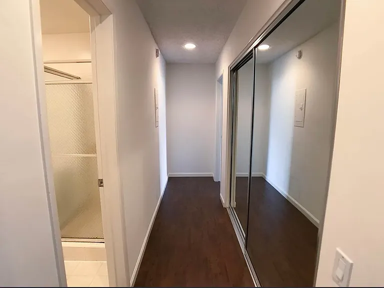 1054 S Bedford St #306 — Photo 10