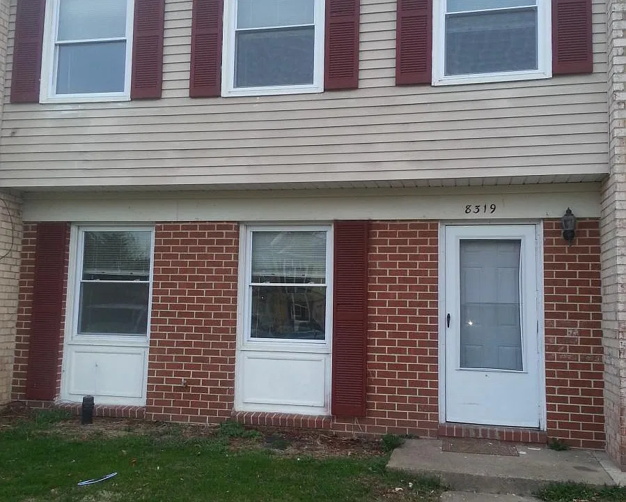 8319 Sunnyside Ct