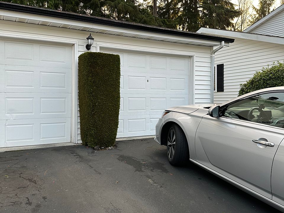 One car garage.