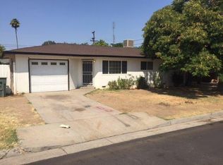 902 Russell Ave, Clovis, CA 93612
