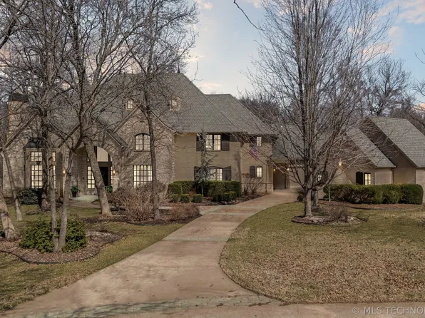 19715 E Clear Brook Rd, Owasso, OK 74055