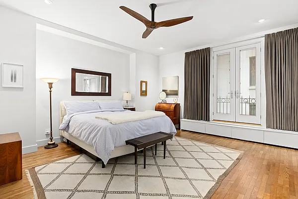 Sold by Compass | media 8