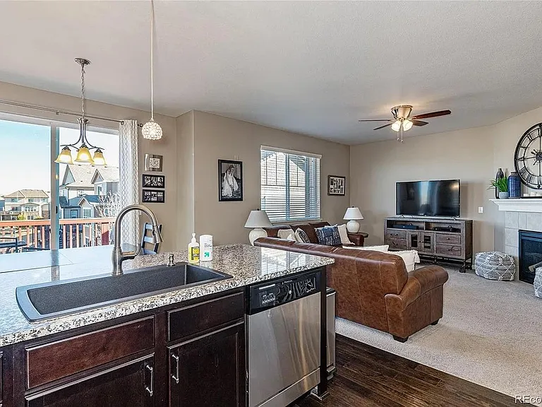 13716 Worthington Pl — Photo 2