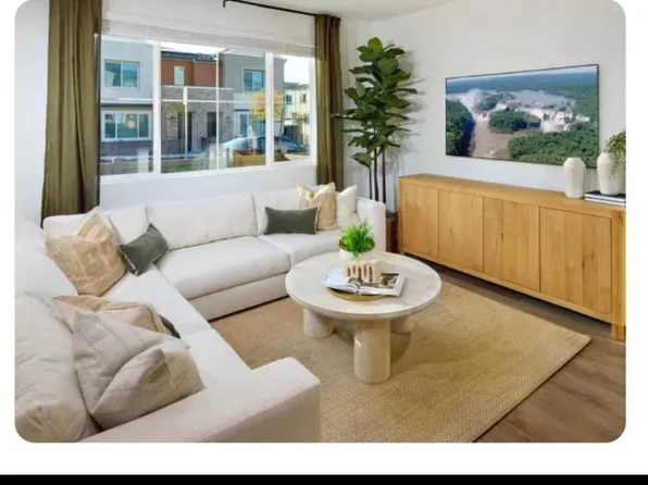 737 Mara Loop Unit 3, Chula Vista, CA 91911