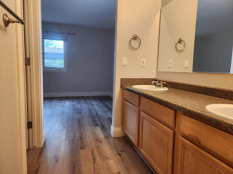 555 Patriot Blvd #217 — Photo 17