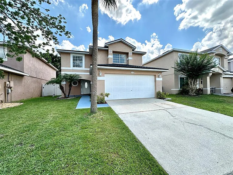 1116 Timberbend Cir — Photo 1