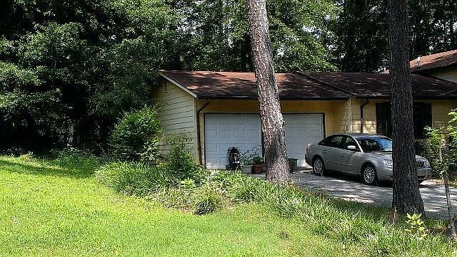 2nd image of 6701 Amesbury Ln