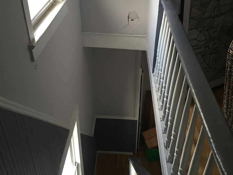 2nd image of 155 Manhattan Ave APT 2