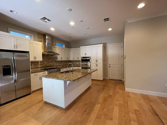 5th image of 3513 Alma Village Cir