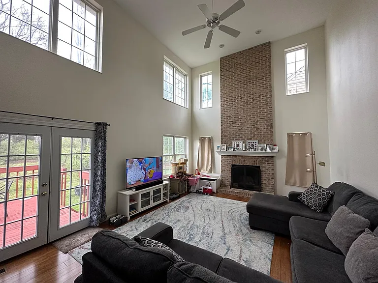 1290 Winstone Ct — Photo 4