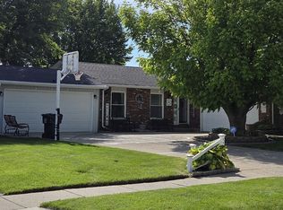 1114 Rozelle Ave, Delphos, OH 45833