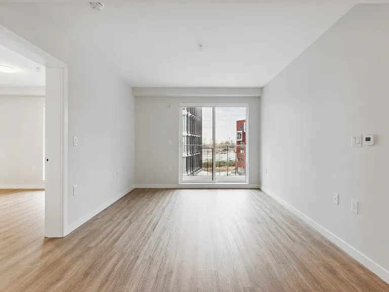 3435 Sawmill Cres — Photo 46