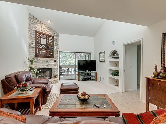4th image of 8651 E Royal Palm Rd Unit 229