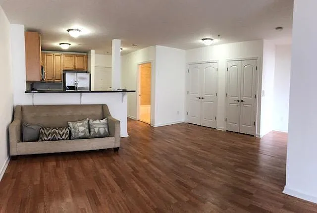 448 Palisade Ave — Photo 2