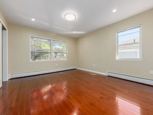 1792 East 48th Street image 3 of 11