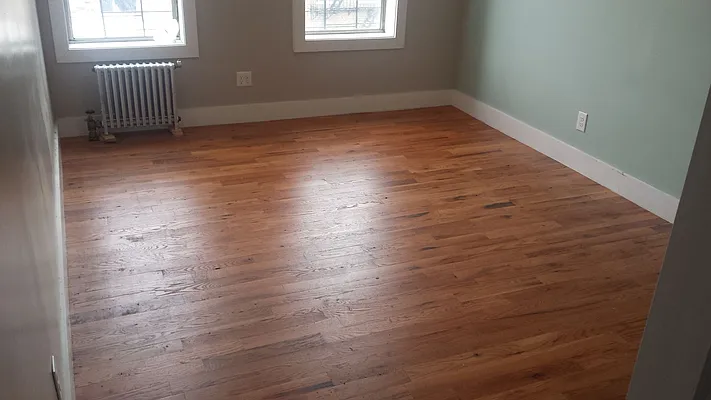 Rented by Zuz Realty | media 44