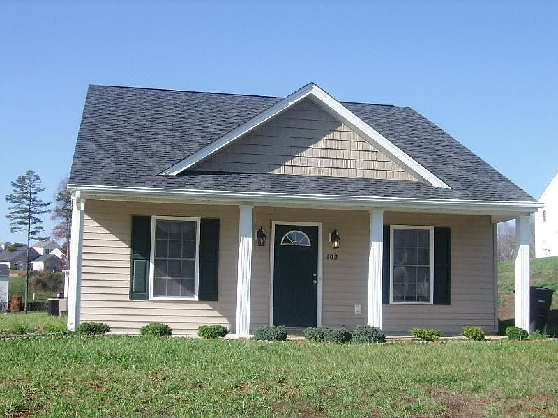 1st image of 102 Judd Ct