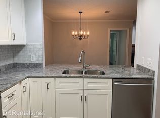 107 Abingdon Way, Sandy Springs, GA 30328