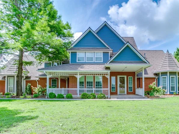 11748 SW 54th St, Mustang, OK 73064