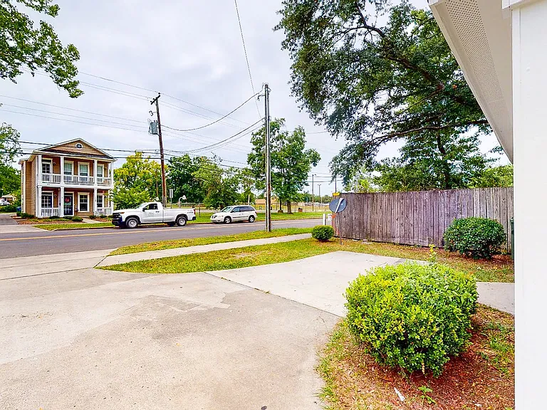 Private driveway at your front door with plenty of street parking