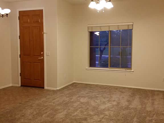 2nd image of 1101 E Mead Dr