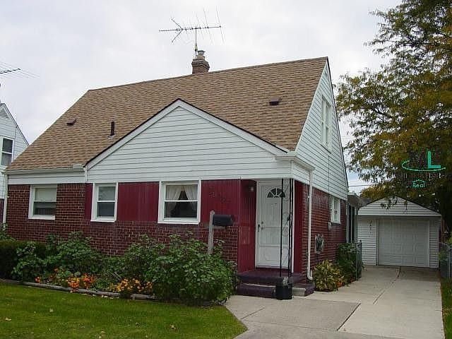 1st image of 20227 Lancaster St