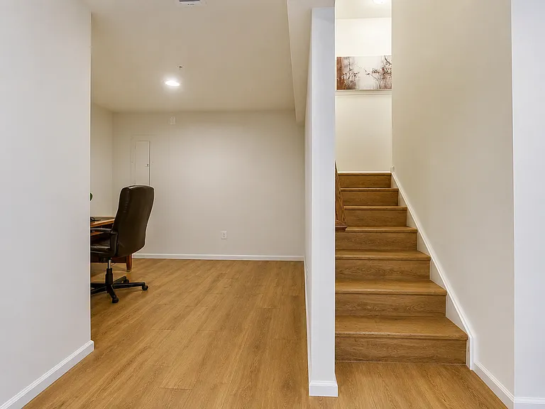 2216 Potomac River Blvd — Photo 48